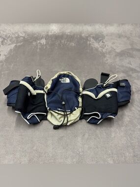 The North Face liquid tour Waist Bag Fanny Pack 2 Bottle Pockets white blue